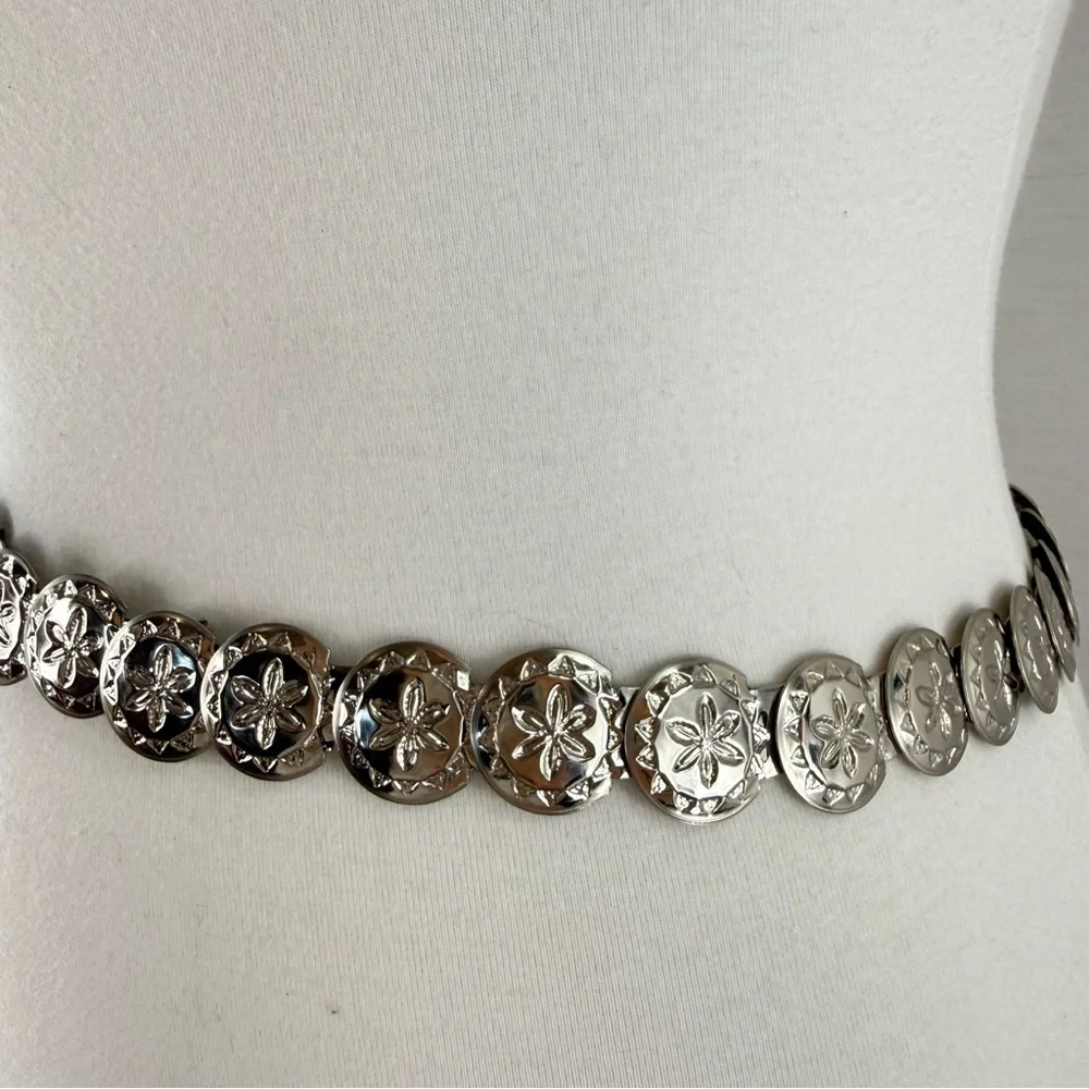 Vintage Silver Floral Sand Dollar Medallion Waist Chain Belt